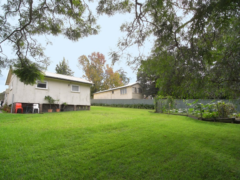 34 Serpentine Rd, Erina Heights NSW 2260