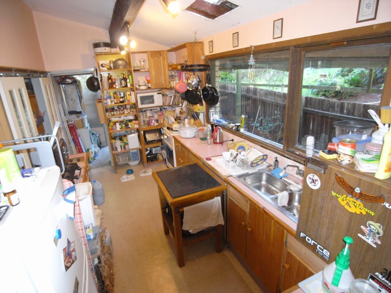 10 Larbonya Avenue, Wyoming NSW 2250