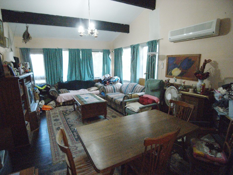 10 Larbonya Avenue, Wyoming NSW 2250