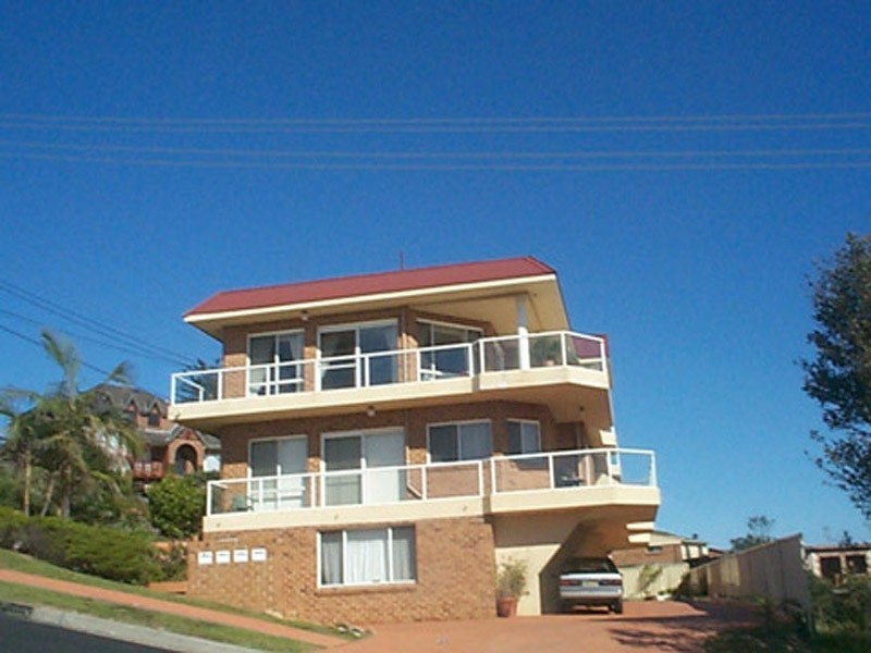 3/33 Tiarri Crescent, Terrigal NSW 2260