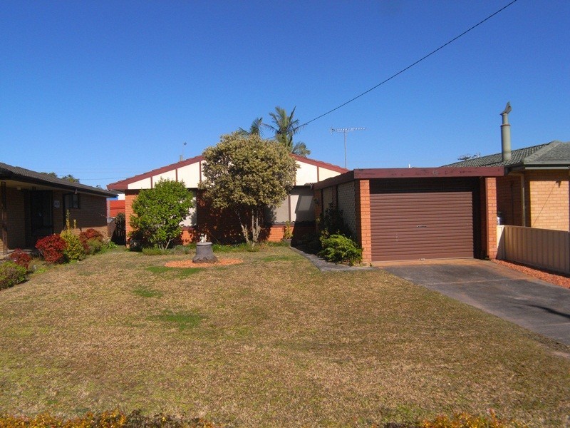 45 Barralong Rd, Erina NSW 2250