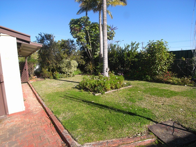 45 Barralong Rd, Erina NSW 2250