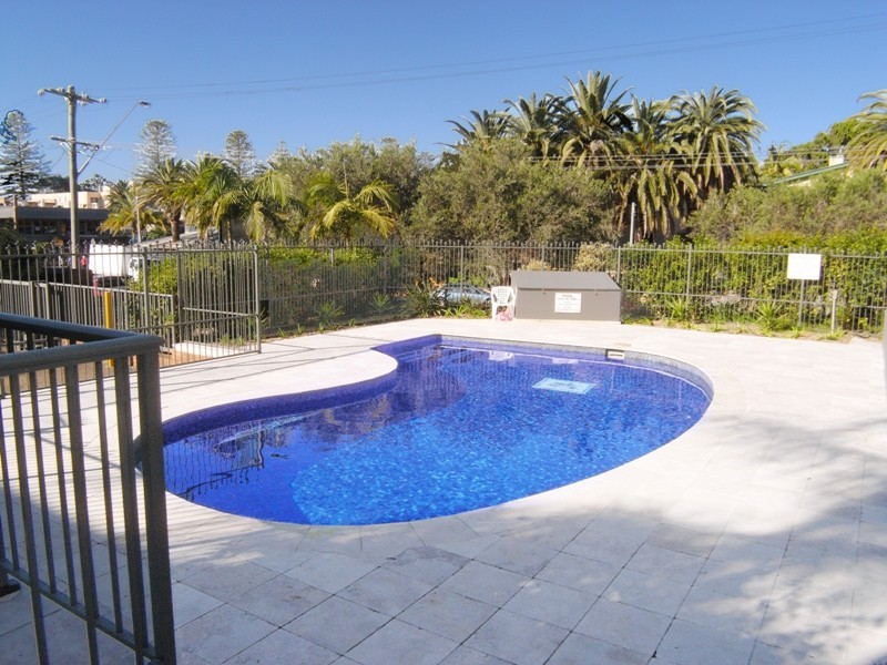 1/13 Campbell St, Terrigal NSW 2260