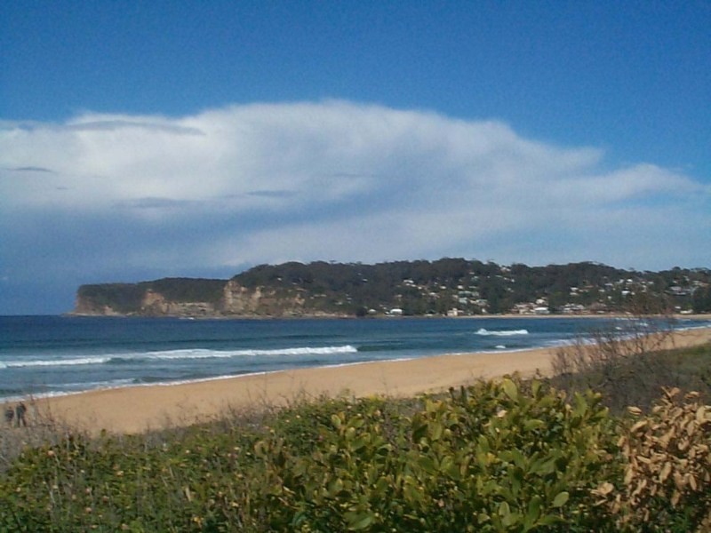 36a Harcourt Pl, North Avoca NSW 2260