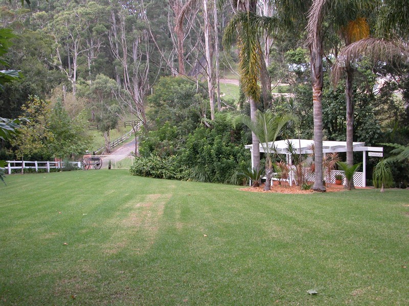 251a Avoca Drive, Avoca Beach NSW 2251