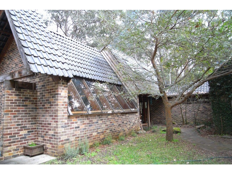 1 Kirra St, Erina NSW 2250