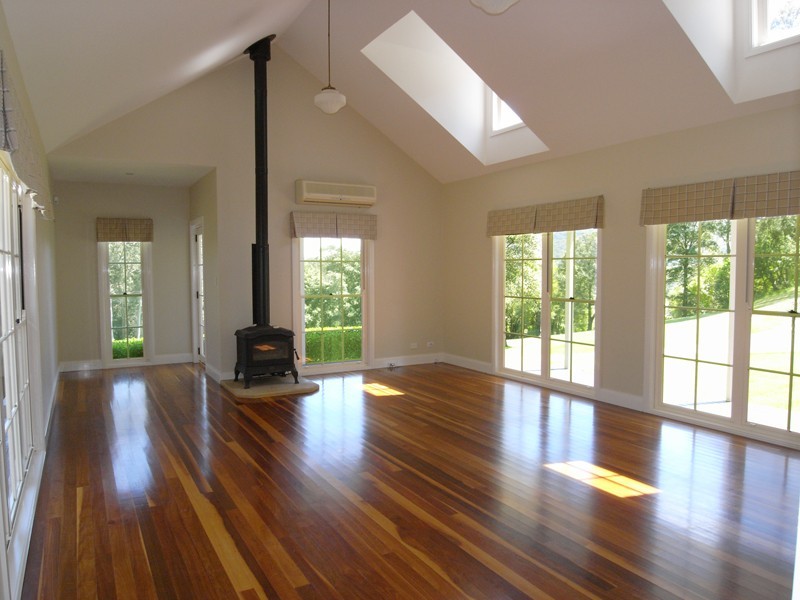 368 Yarramalong Rd,, Yarramalong NSW 2259