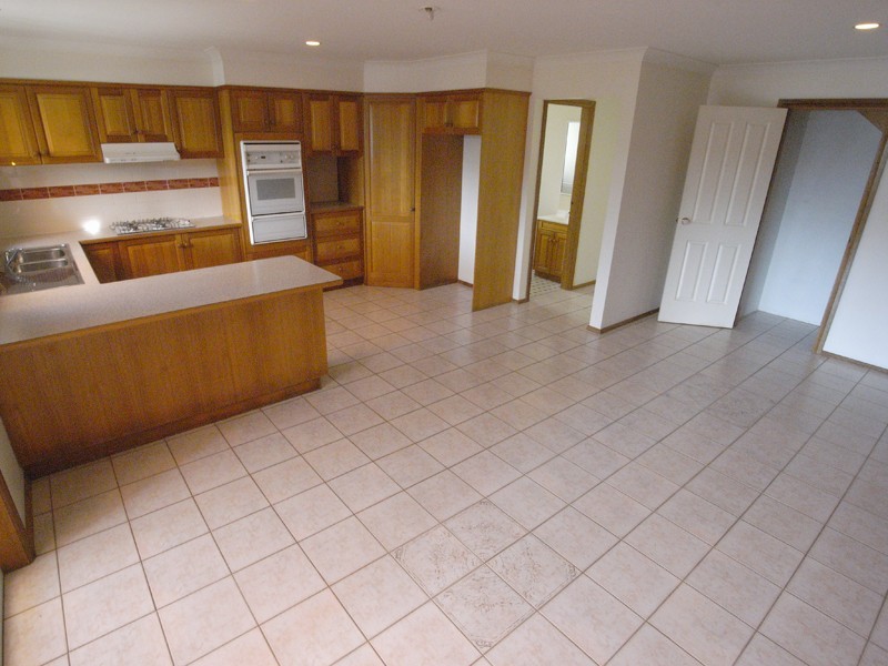 11B Henley Ave, Terrigal NSW 2260