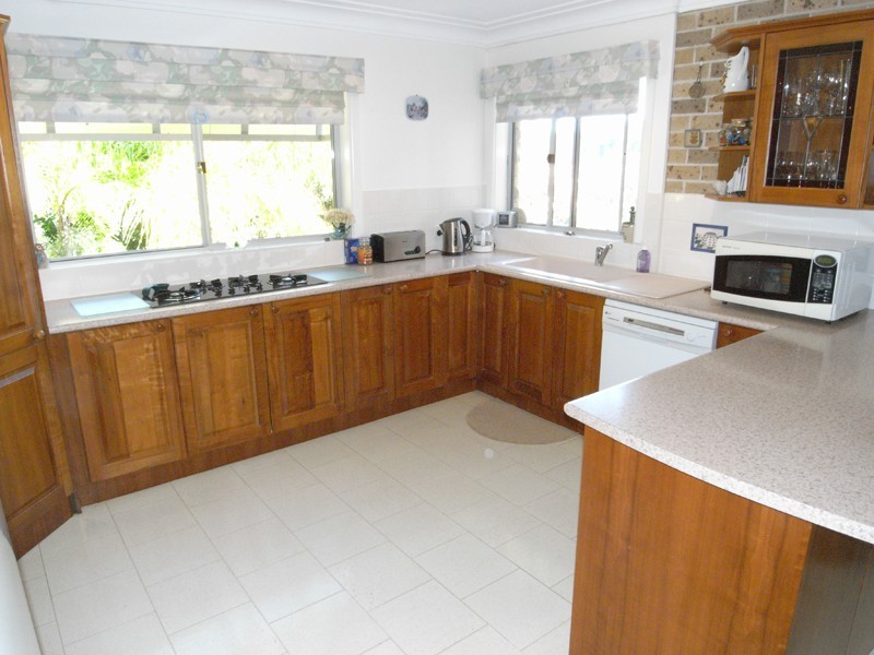 19 Charlotte Cl, Terrigal NSW 2260