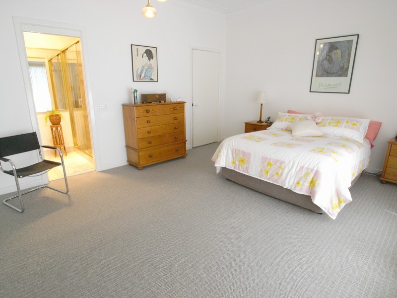 19 Charlotte Cl, Terrigal NSW 2260