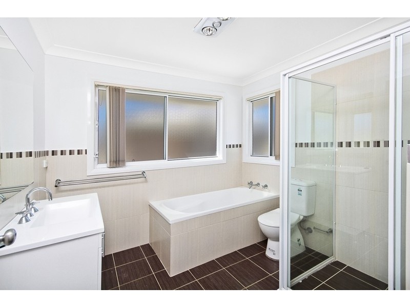 3/494 Pacific Hwy, Wyoming NSW 2250