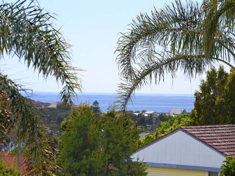 16 Lorikeet Street, Terrigal NSW 2260