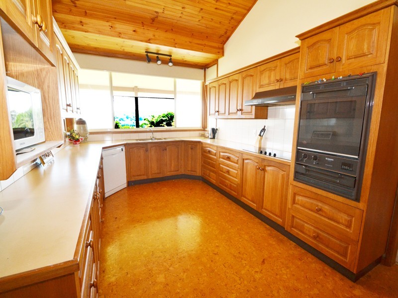 16 Lorikeet Street, Terrigal NSW 2260