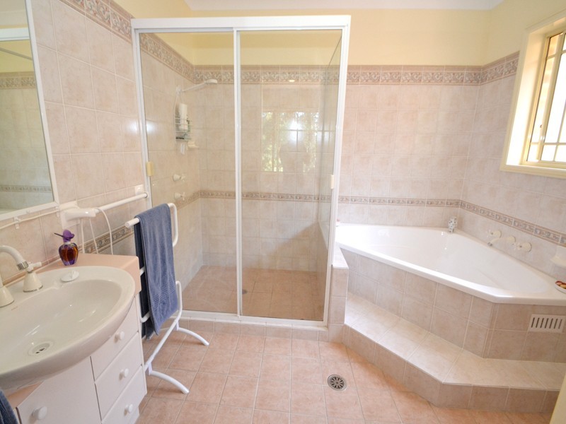 16 Windemere Drive, Terrigal NSW 2260
