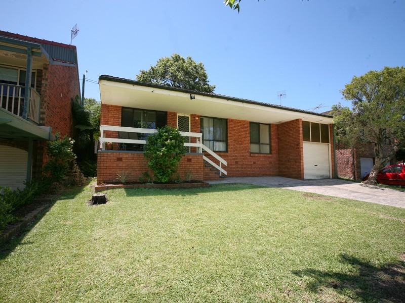 6 Blue Bell Drive, Wamberal NSW 2260