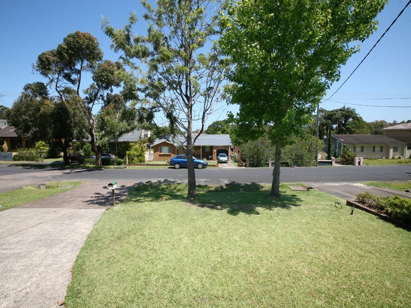 6 Blue Bell Drive, Wamberal NSW 2260