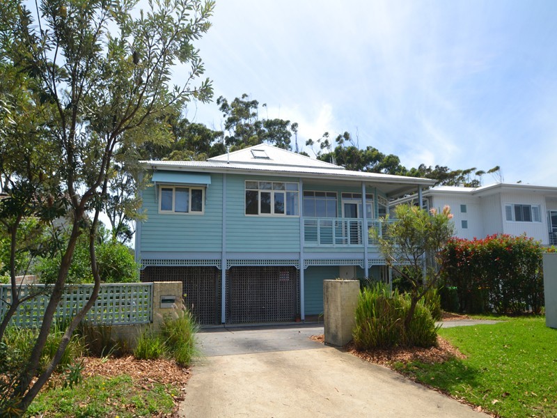 55 Barnhill Rd, Terrigal NSW 2260