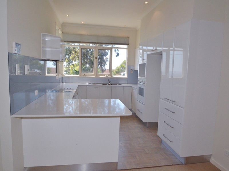 55 Barnhill Rd, Terrigal NSW 2260