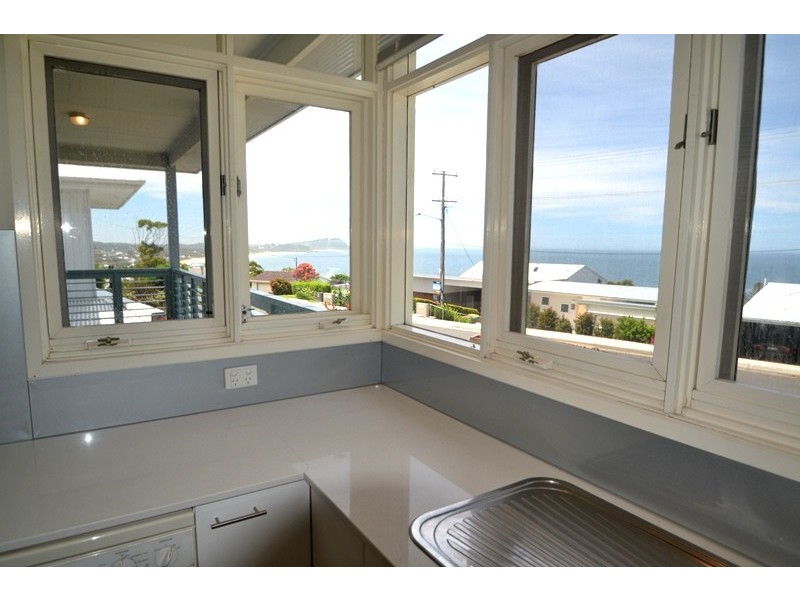 55 Barnhill Rd, Terrigal NSW 2260