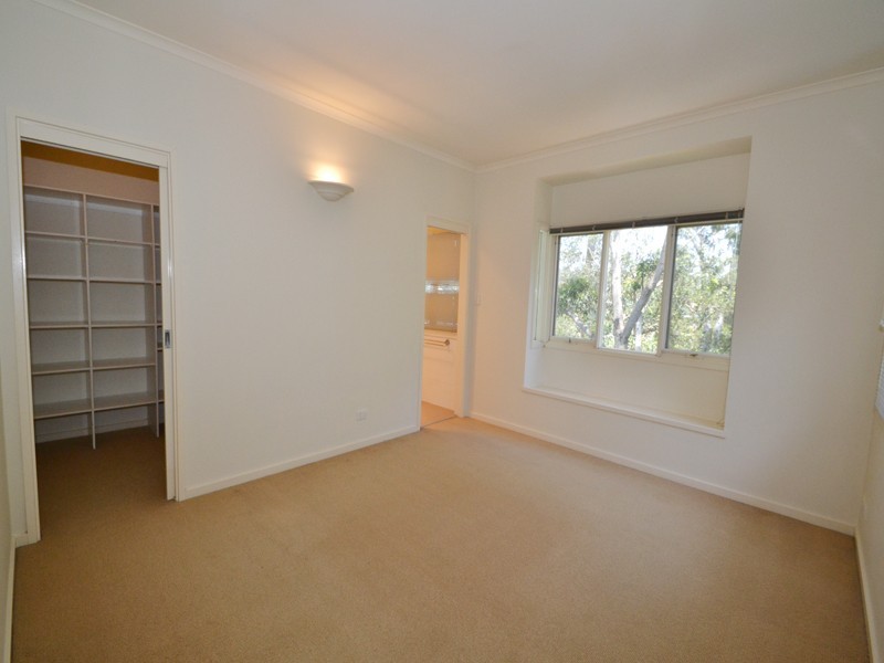 55 Barnhill Rd, Terrigal NSW 2260
