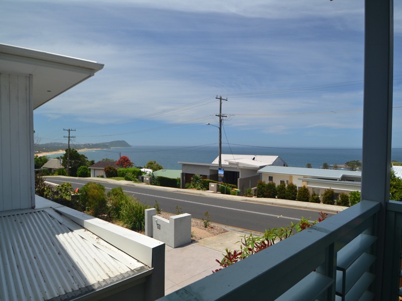 55 Barnhill Rd, Terrigal NSW 2260
