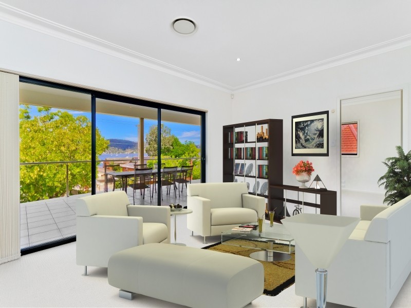 90 Albany St, Point Frederick NSW 2250