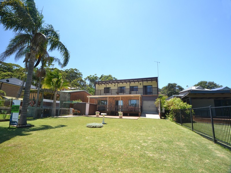 36 Lumeah Ave, Wamberal NSW 2260