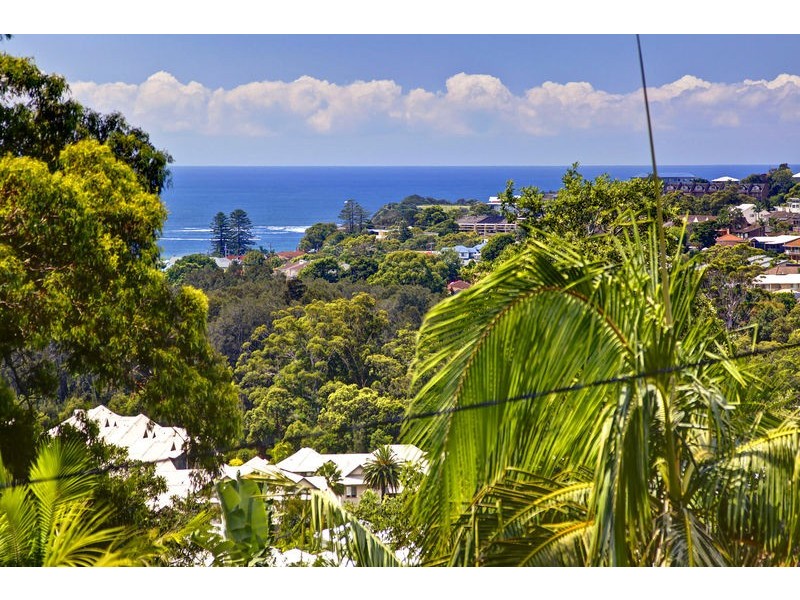 15 Yeramba Cres, Terrigal NSW 2260