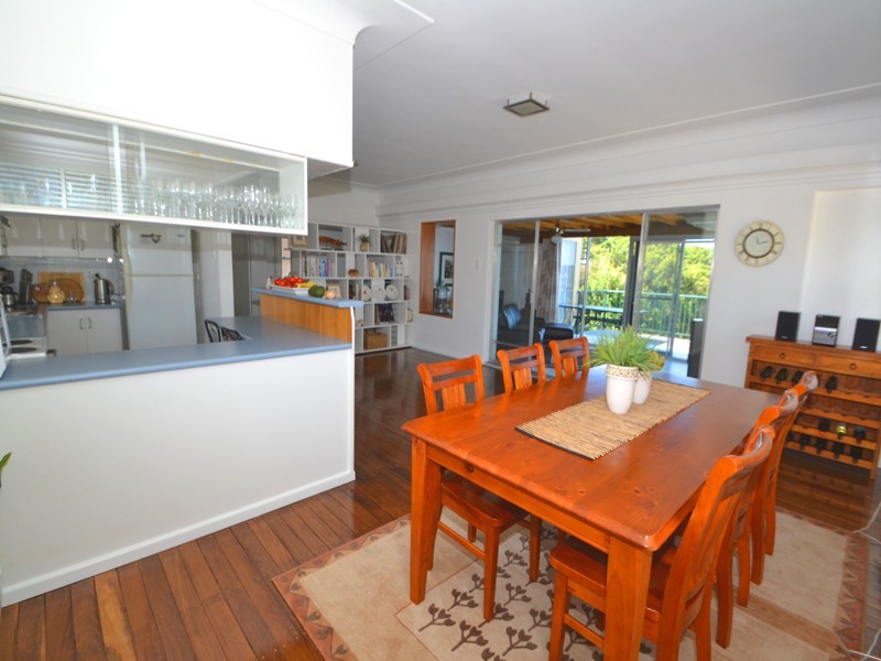 80 Tramway Rd, North Avoca NSW 2260