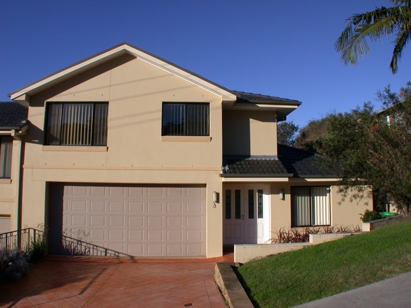 3/10 Smillie Avenue, Terrigal NSW 2260