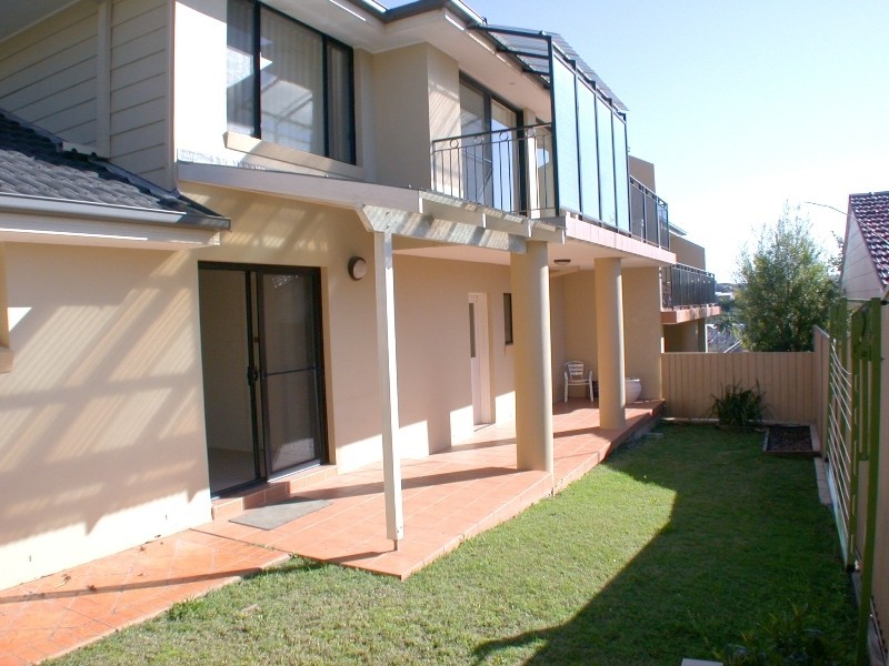 3/10 Smillie Avenue, Terrigal NSW 2260