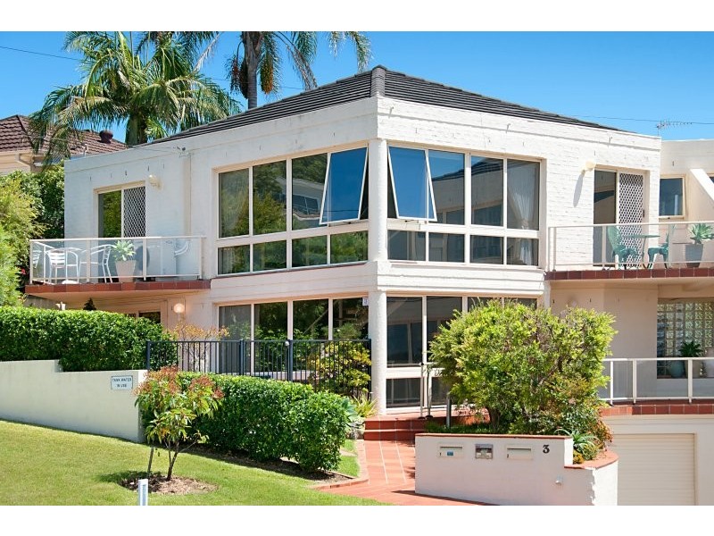 1/3 Hastings Road, Terrigal NSW 2260