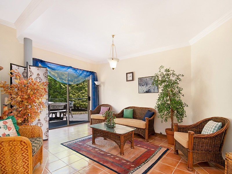 25 Sanctuary Pl, Bateau Bay NSW 2261