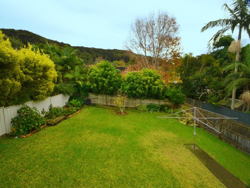 12 Barooga Rd, Wamberal NSW 2260