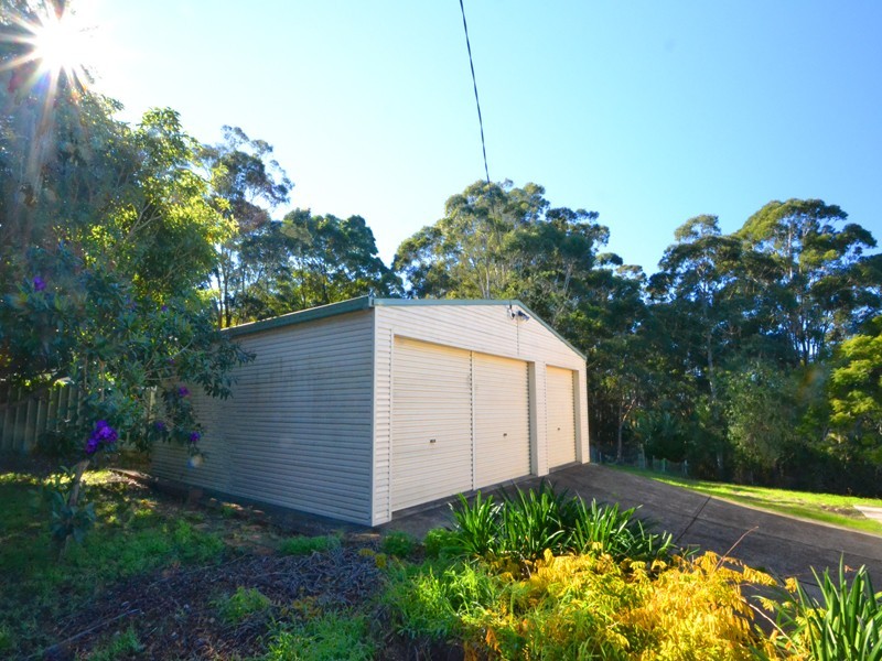 34 Serpentine Rd, Erina Heights NSW 2260