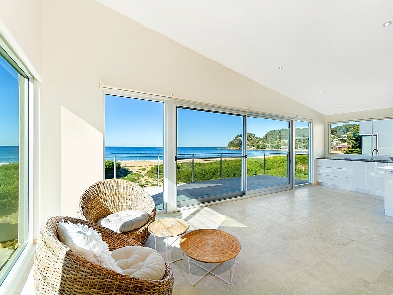 165 Avoca Dr, Avoca Beach NSW 2251
