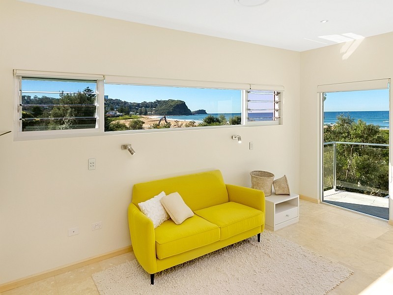 165 Avoca Dr, Avoca Beach NSW 2251