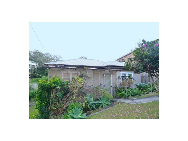 19 Auld St, Terrigal NSW 2260