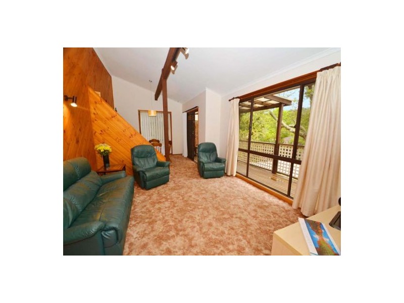 109 Lakeshore, North Avoca NSW 2260