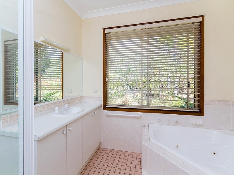 5 Kyte Place, Tumbi Umbi NSW 2261