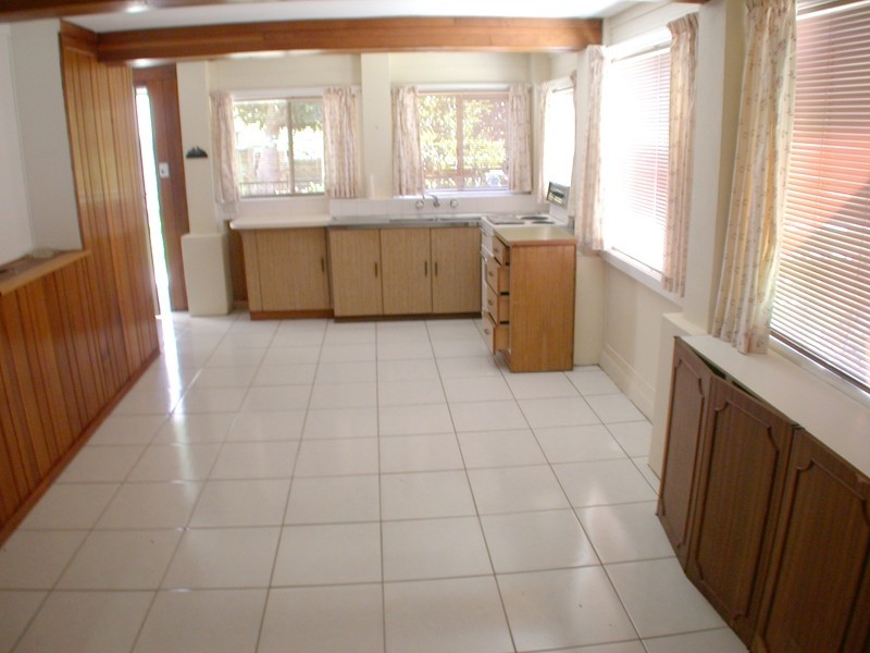 2/21 Auld Street, Terrigal NSW 2260