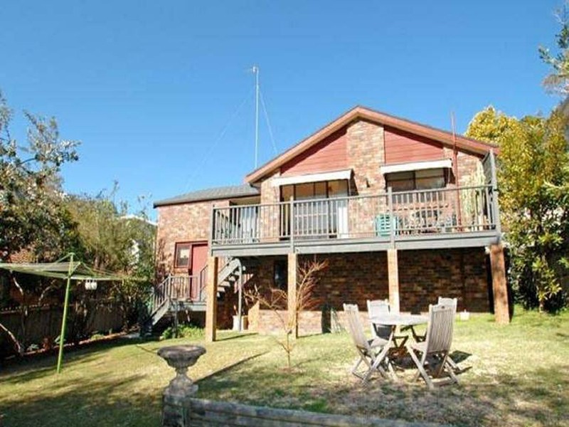 25 Whiting Avenue, Terrigal NSW 2260