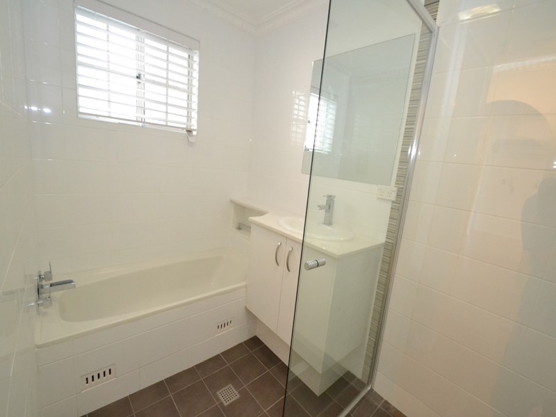 2/3-5 Gertrude Place, Gosford NSW 2250