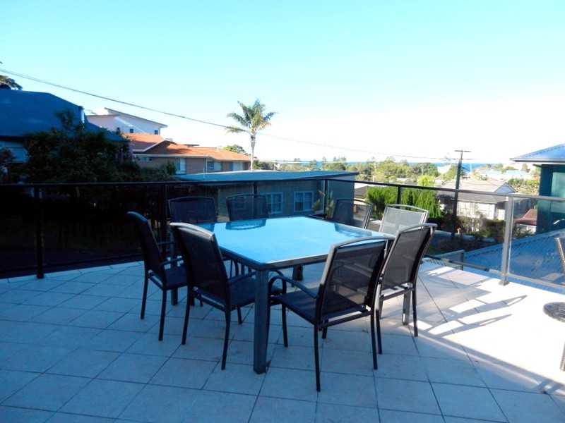 2 Cottee Crescent, Terrigal NSW 2260