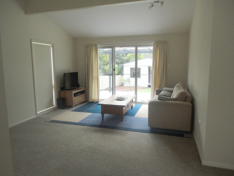 60 Anniversary Ave, Terrigal NSW 2260