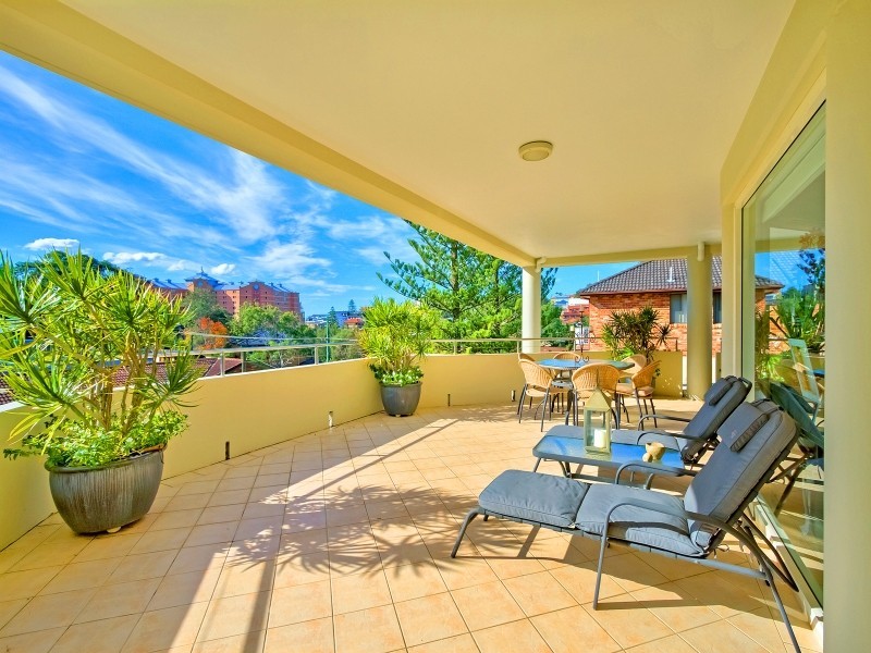 2/38 Boomerang Road, Terrigal NSW 2260