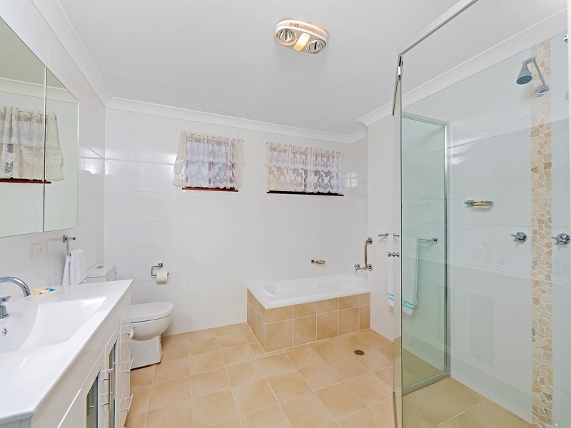 1/126a  Ocean View Drive, Wamberal NSW 2260