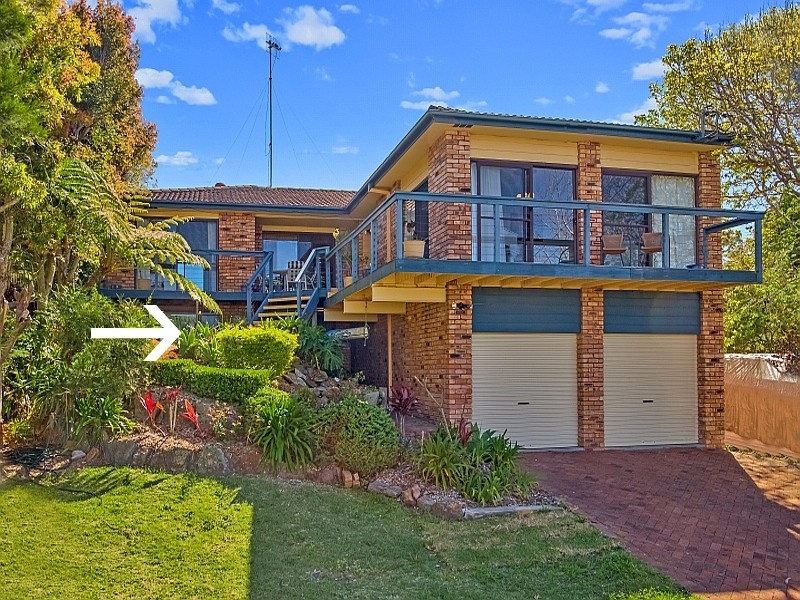 2/126a Ocean View Drive, Wamberal NSW 2260