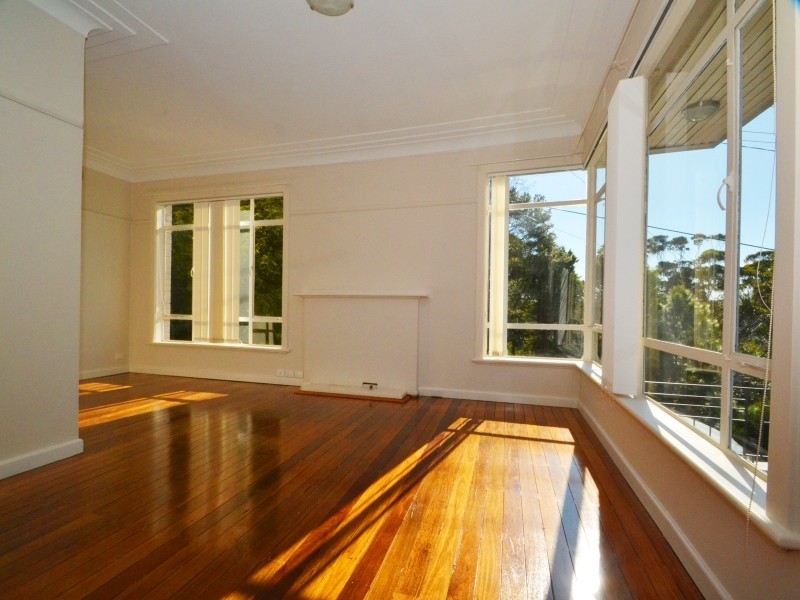 32 Hillcrest Street, Terrigal NSW 2260