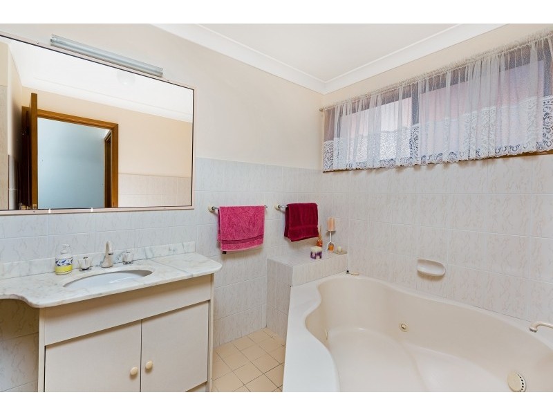 8 Yeramba Crescent, Terrigal NSW 2260